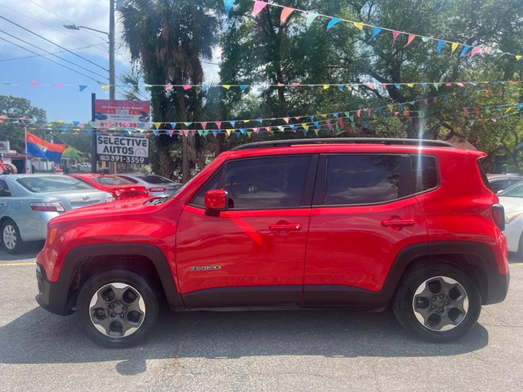 2015 Jeep Renegade Latitude photo