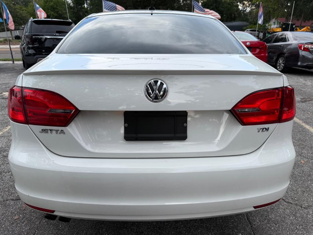 2012 Volkswagen Jetta - $6,995