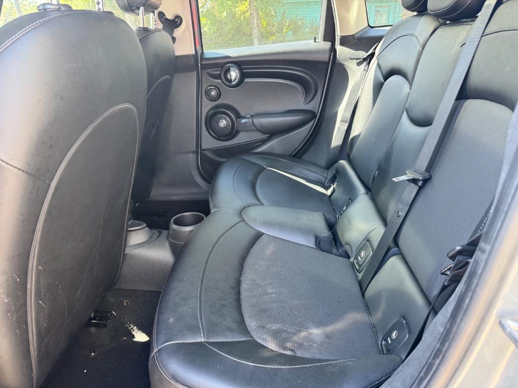 2018 MINI Cooper photo