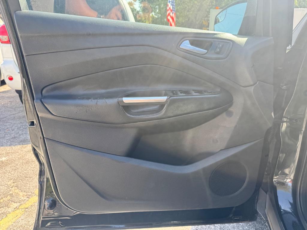 2013 Ford Escape SE photo