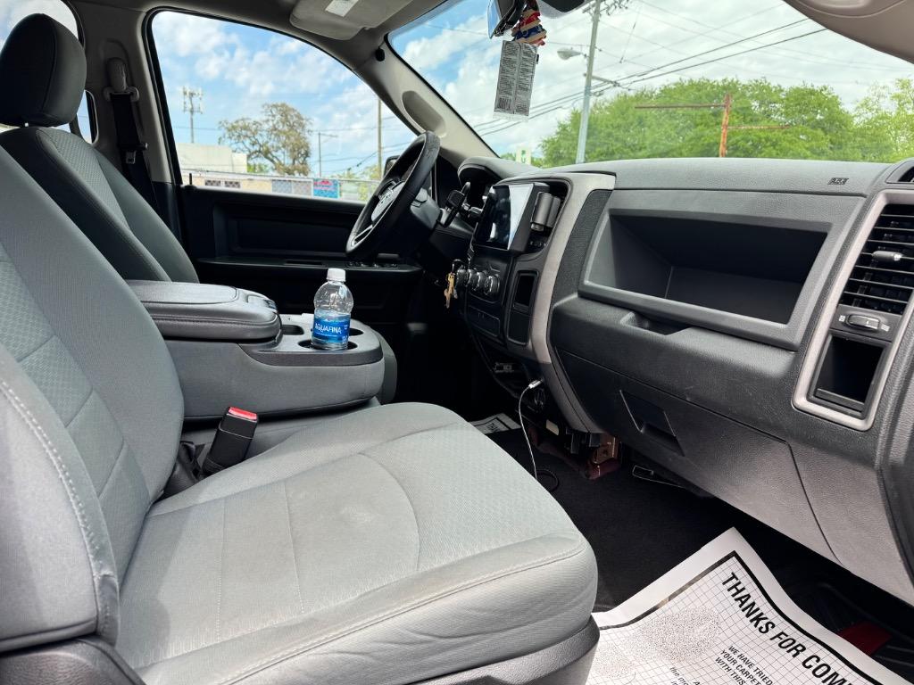 2018 RAM 1500 Tradesman photo