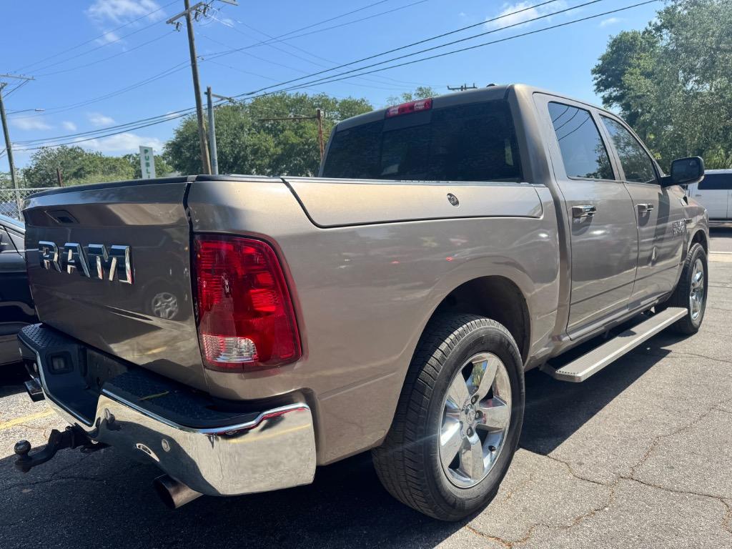 2015 RAM 1500 SLT photo