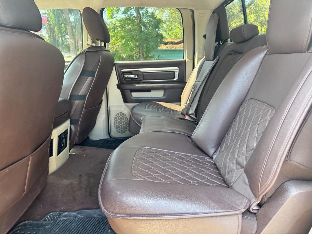 2015 RAM 1500 SLT photo
