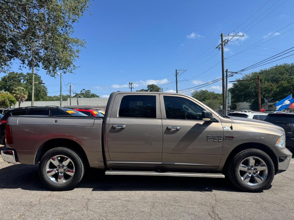 2015 RAM 1500 SLT photo
