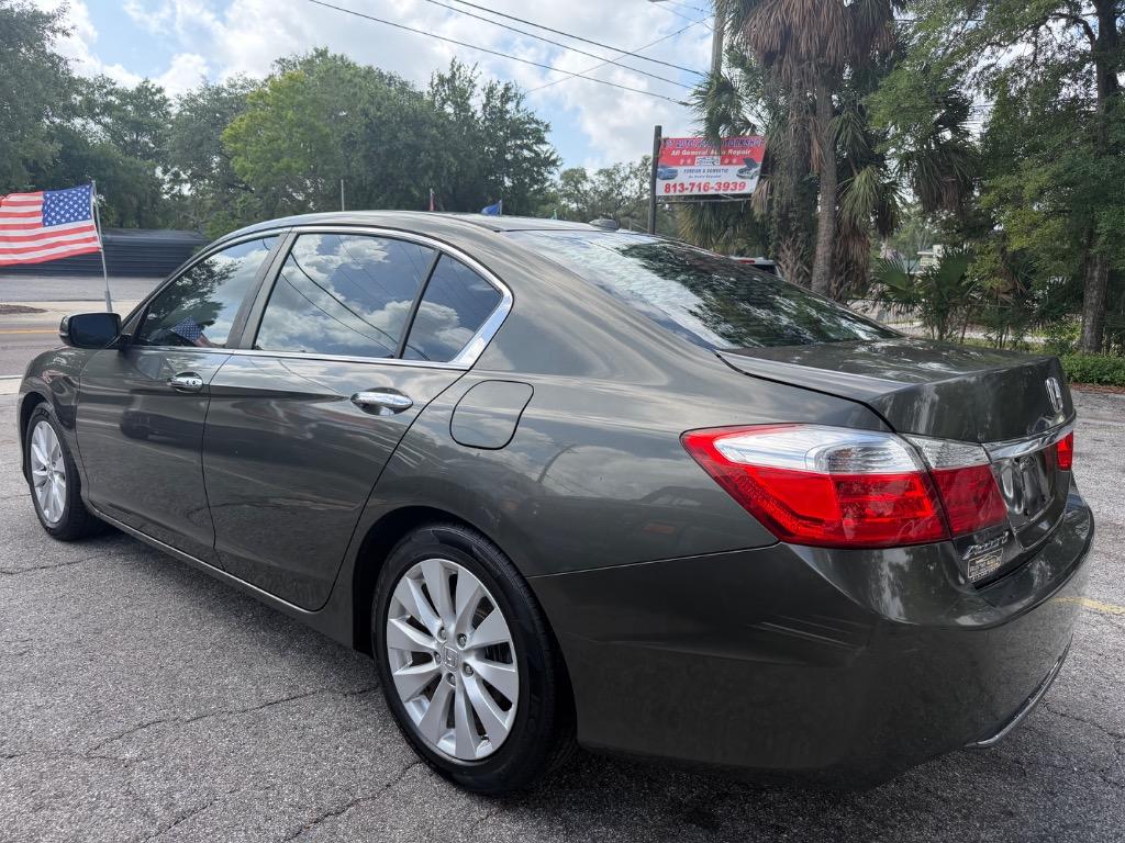 2013 Honda Accord - $9,995