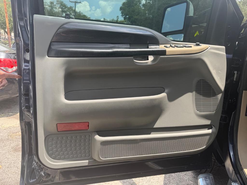 2004 Ford F-350 - $9,995