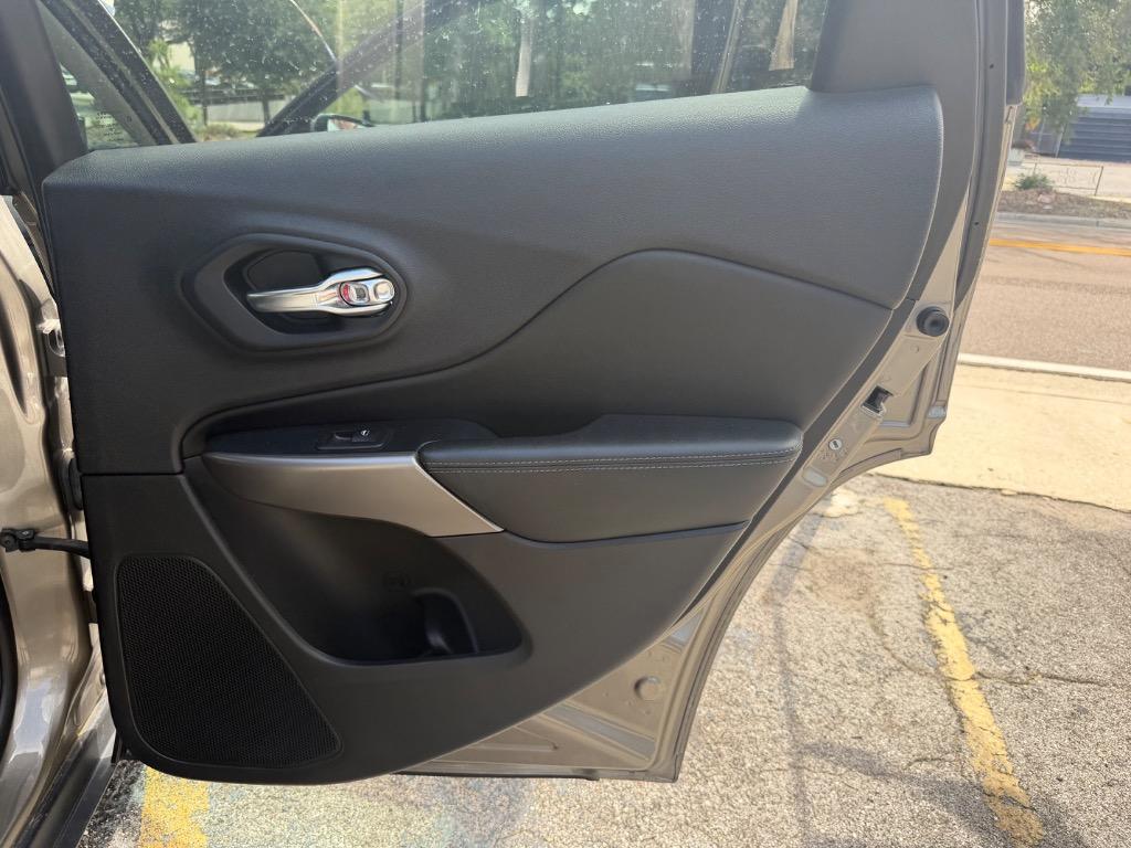 2021 Jeep Cherokee - $10,995