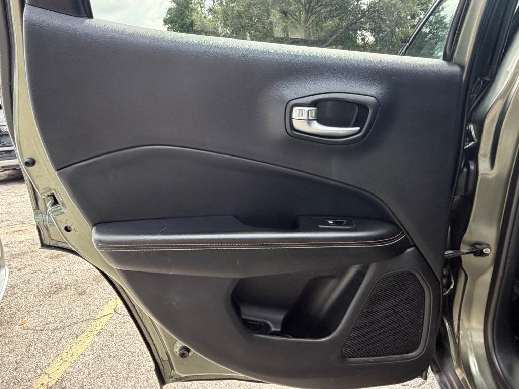 2018 Jeep Compass - $5,995