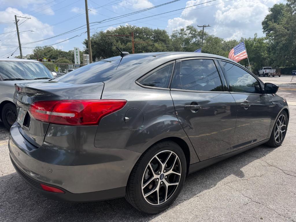 2018 Ford Focus - $4,995
