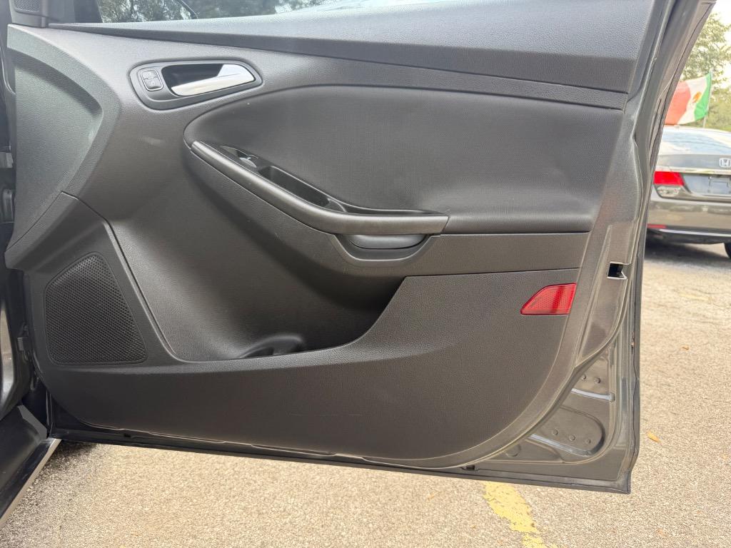 2018 Ford Focus - $4,995