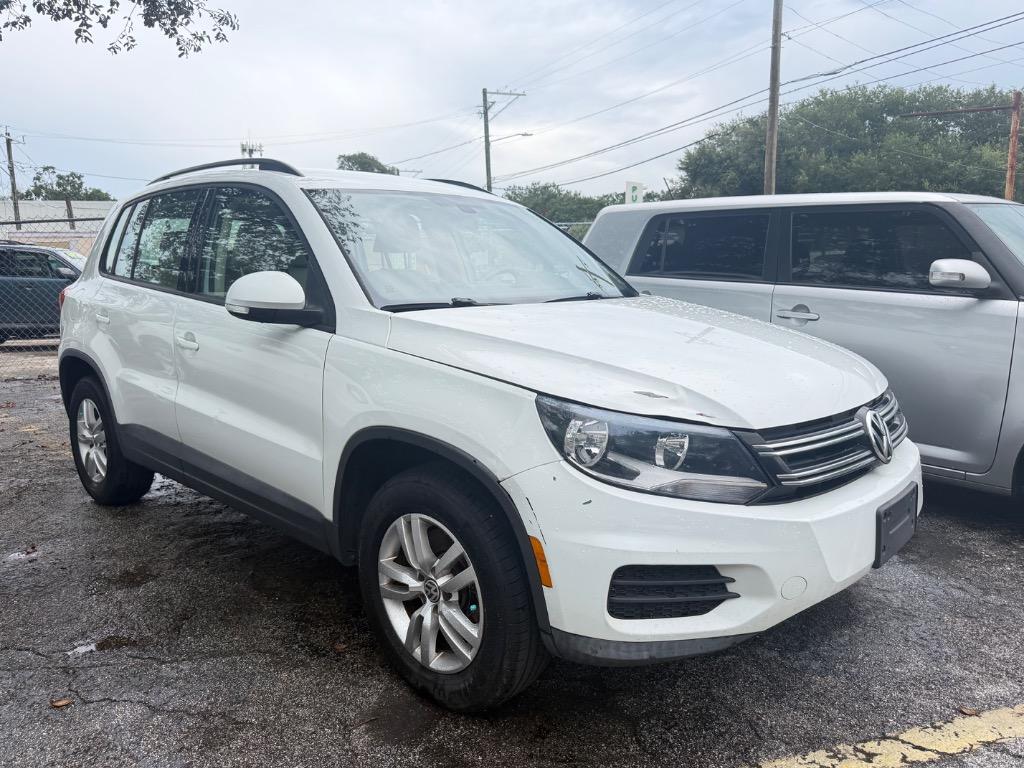 2017 Volkswagen Tiguan - $4,995