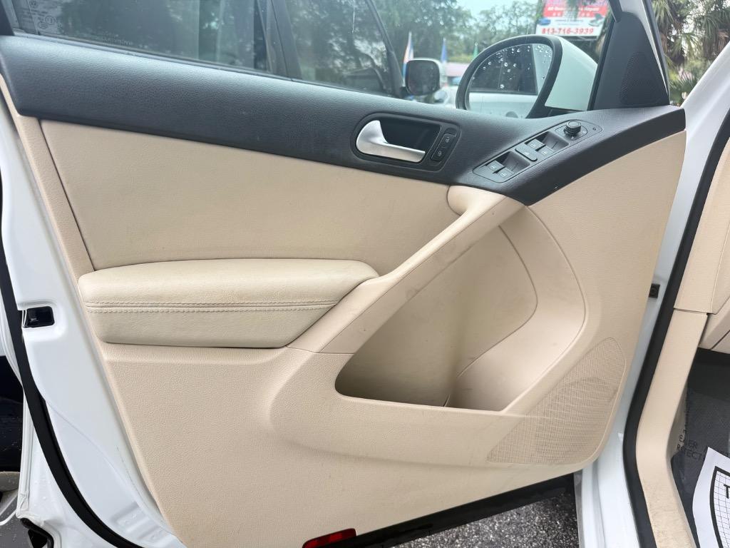 2017 Volkswagen Tiguan - $4,995