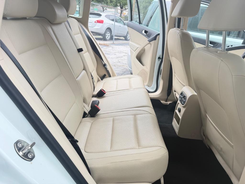 2017 Volkswagen Tiguan - $4,995