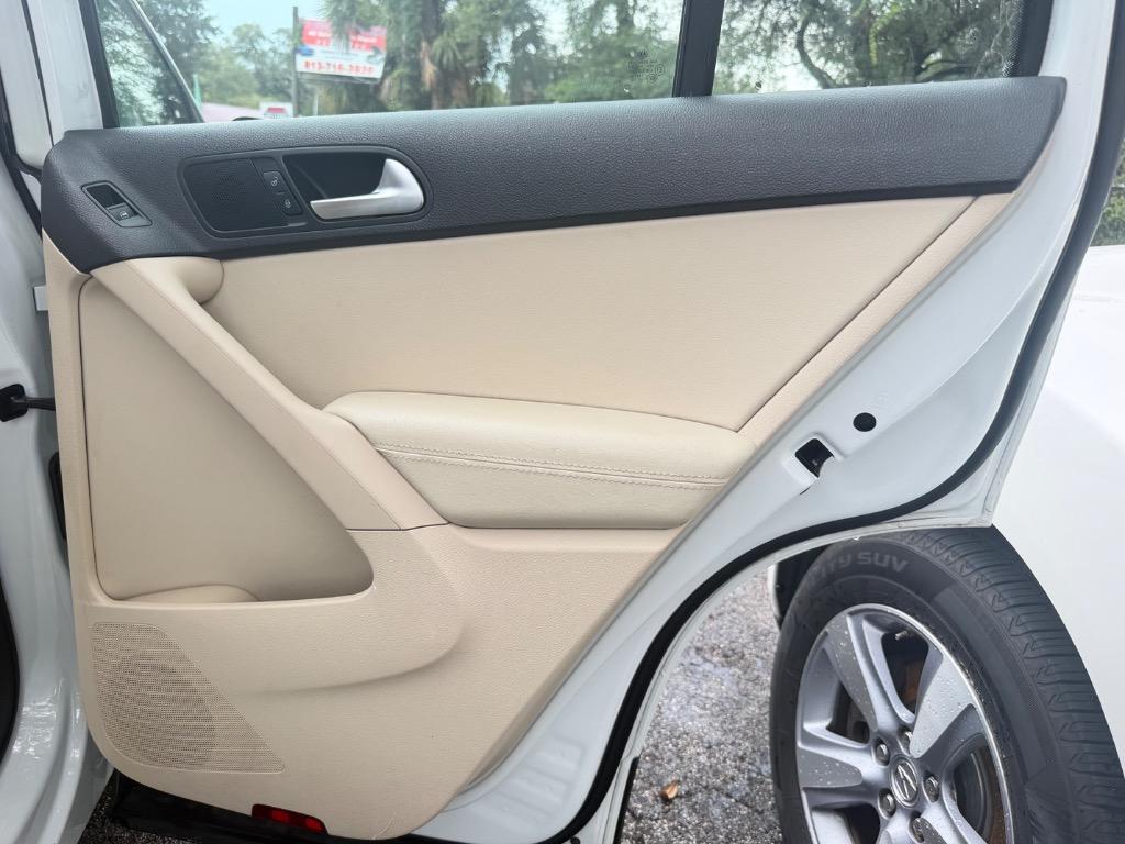 2017 Volkswagen Tiguan - $4,995