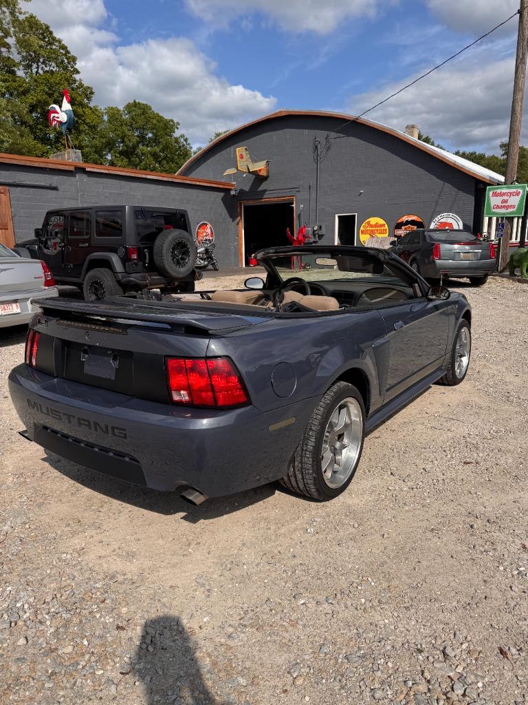 2001 Ford Mustang - $7,472