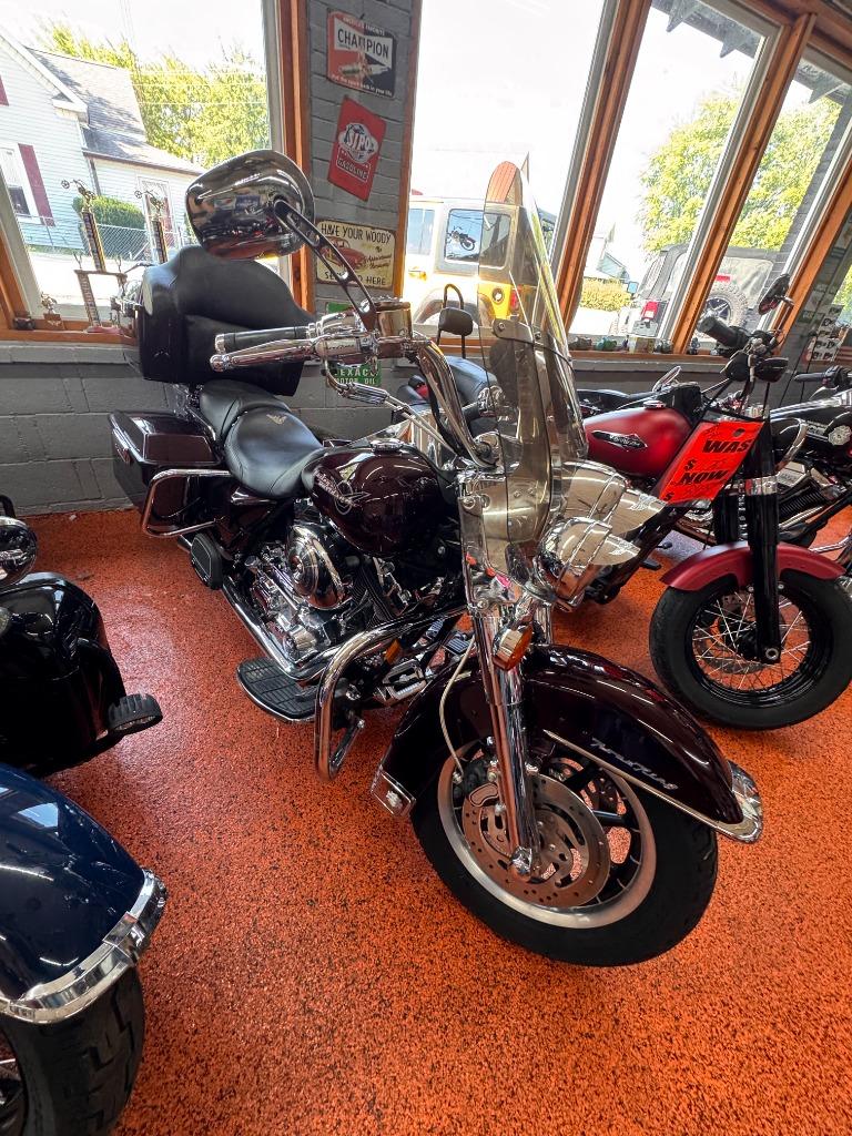 2005 Harley-davidson Road King - $5,140