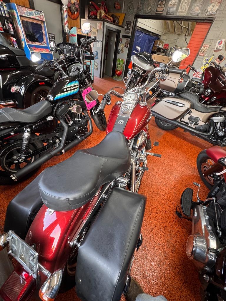 2006 Harley-davidson Dyna Super Glide Custom - $5,374
