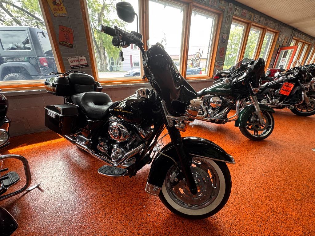 2008 Harley-davidson Street Glide - $6,537