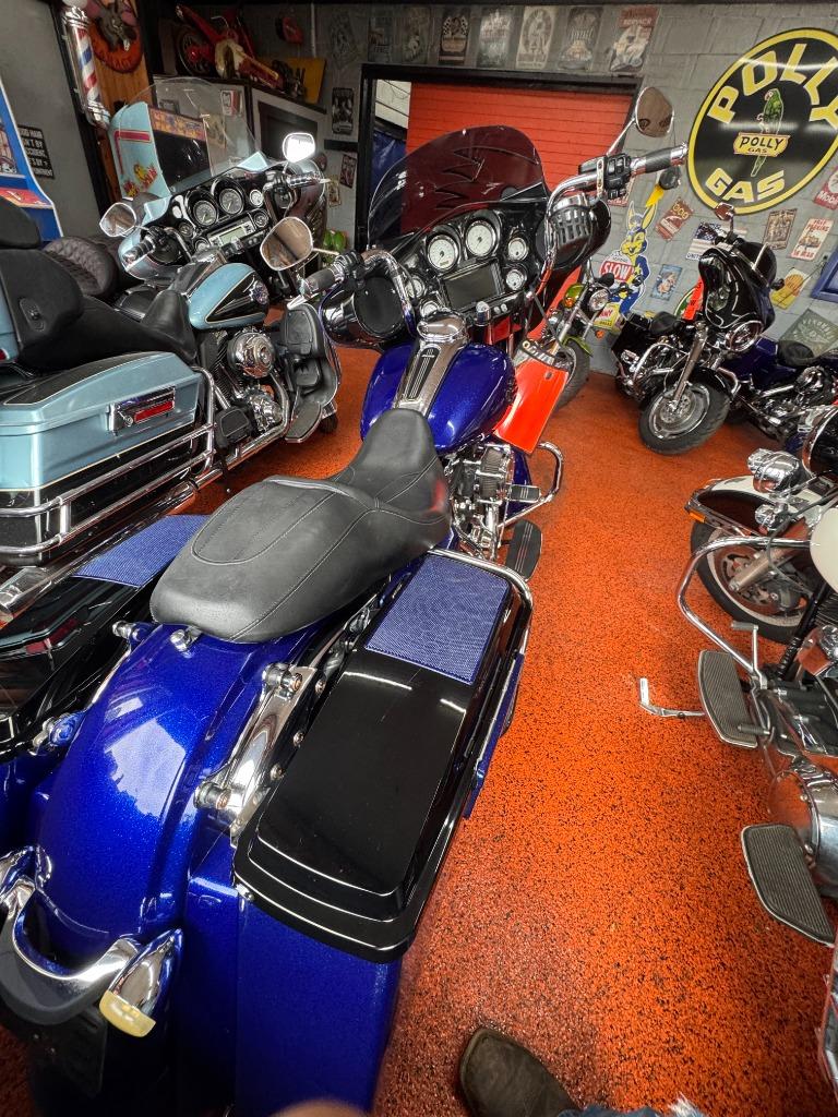 2012 Harley-davidson Street Glide 103 - $8,126