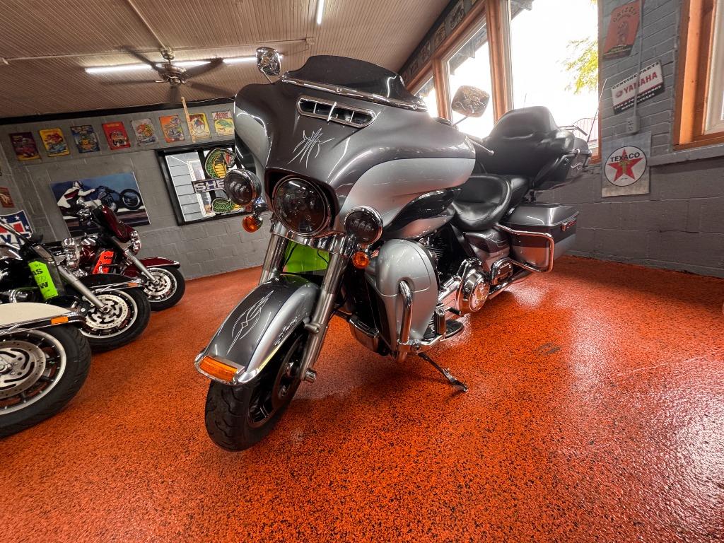 2014 Harley-davidson Electra Glide Ultra Limited - $9,345