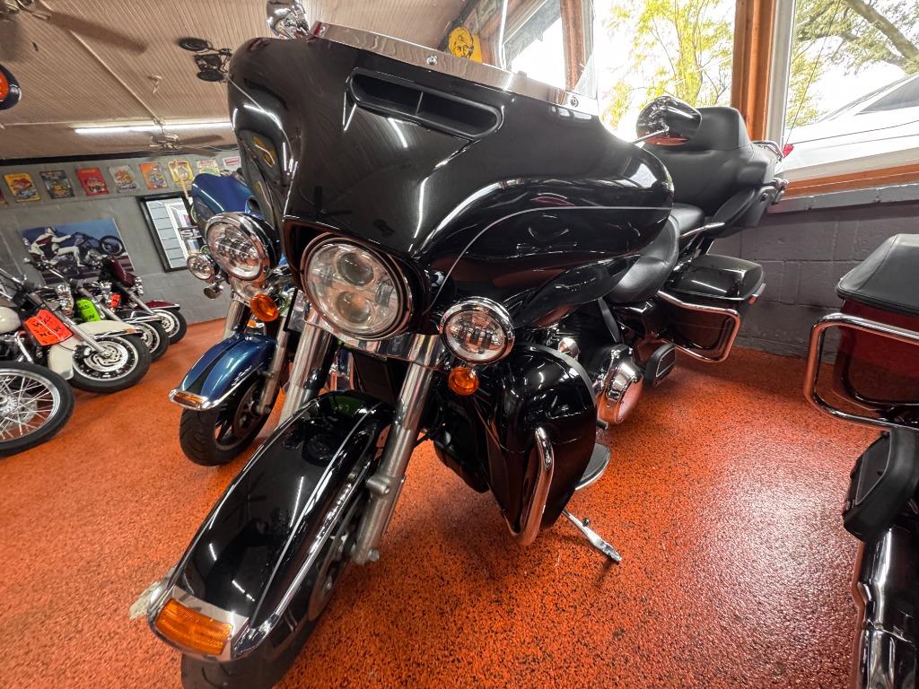 2014 Harley-davidson Electra Glide Ultra Limited - $9,345