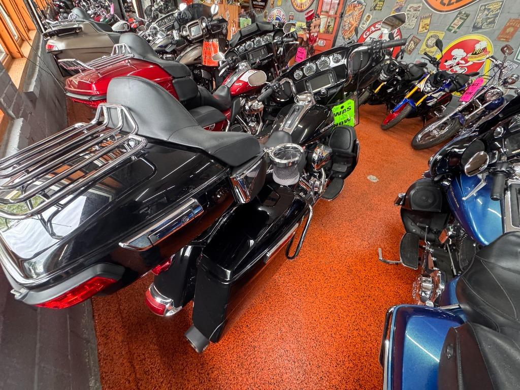 2014 Harley-davidson Electra Glide Ultra Limited - $9,345