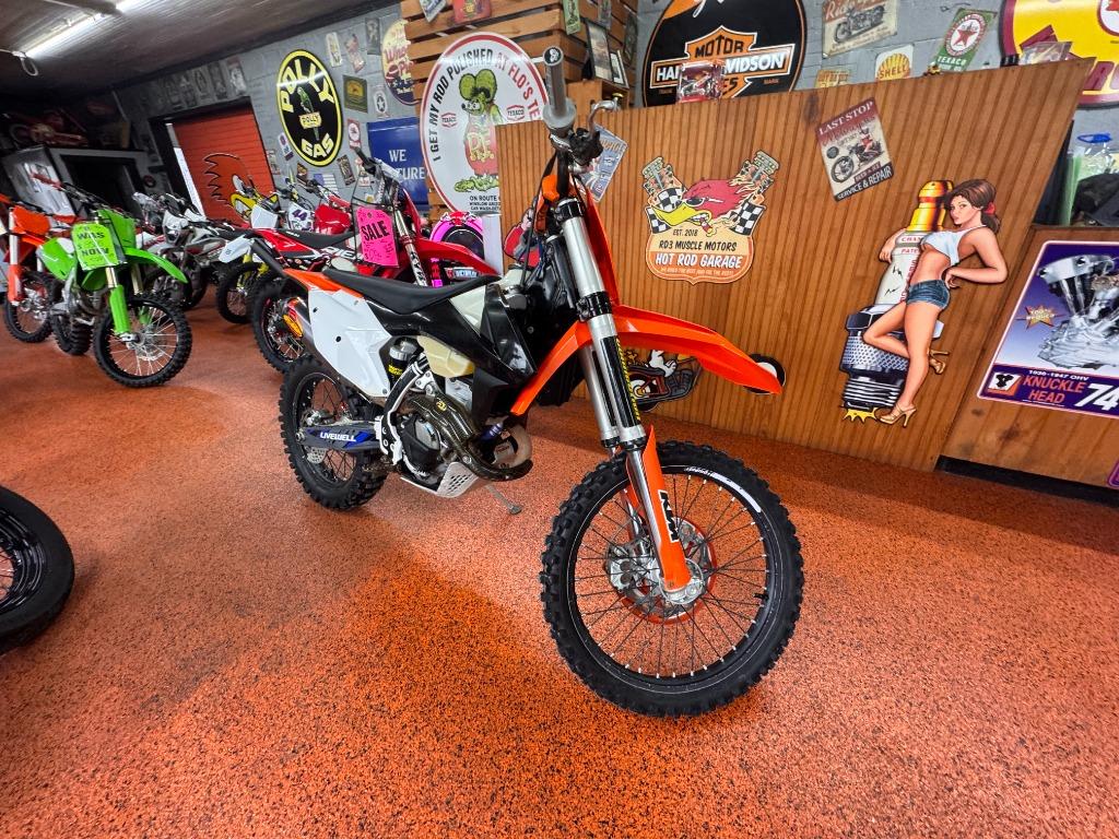 2017 Husqvarna Closed Course Competition - $3,734