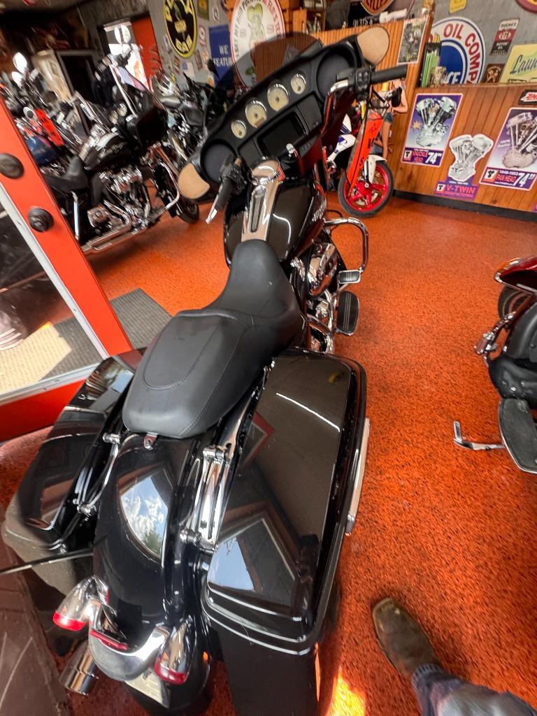 2019 Harley-davidson Street Glide - $12,145