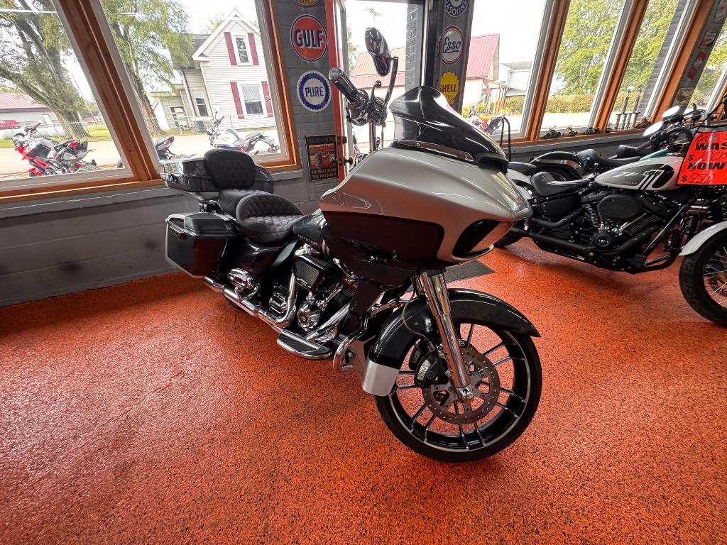 2019 Harley-davidson Cvo Road Glide - $20,561