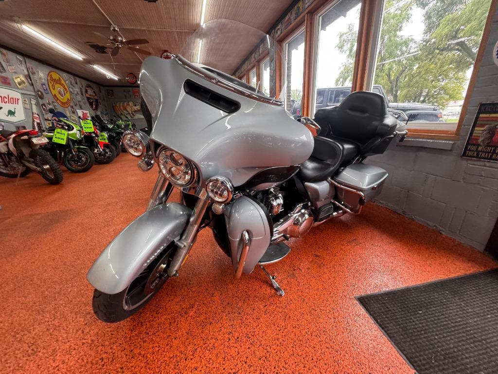 2020 Harley-davidson Ultra Limited - $12,145