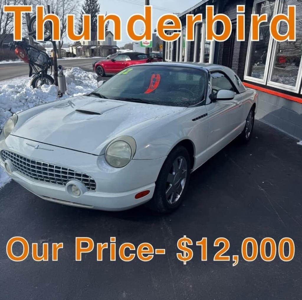 2002 Ford Thunderbird Deluxe photo