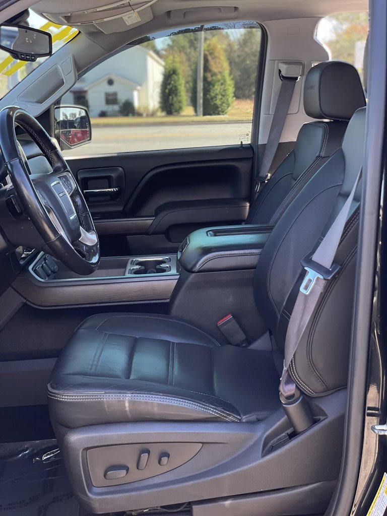 2017 GMC Sierra 1500 Denali photo
