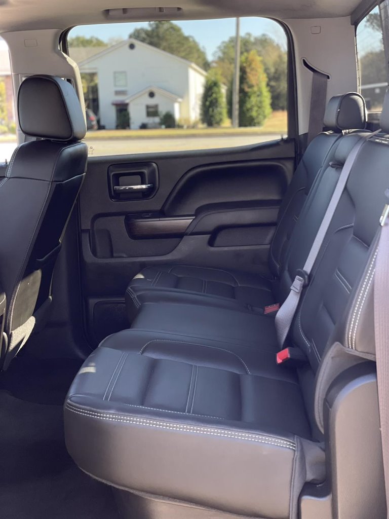 2017 GMC Sierra 1500 Denali photo