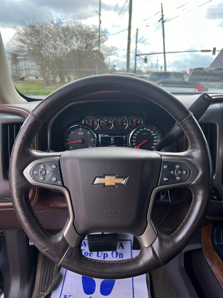2016 Chevrolet Silverado 1500 High Country photo