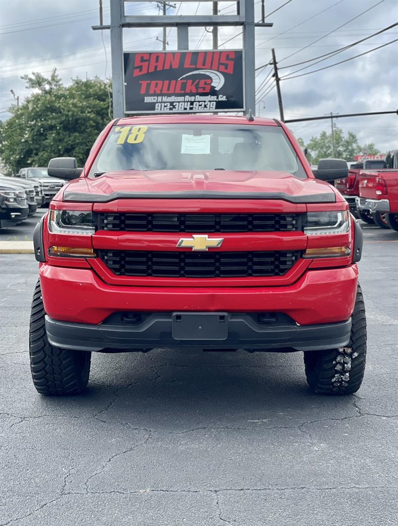 2017 Chevrolet Silverado 1500 Custom photo