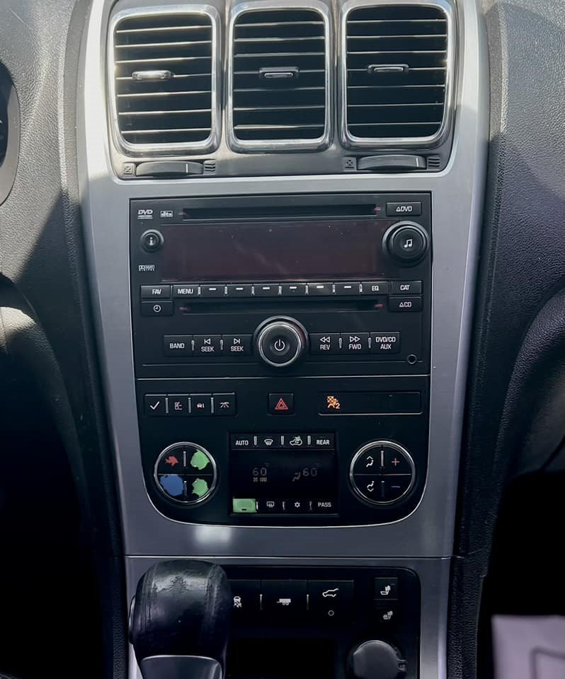 2007 GMC Acadia SLT-2 photo