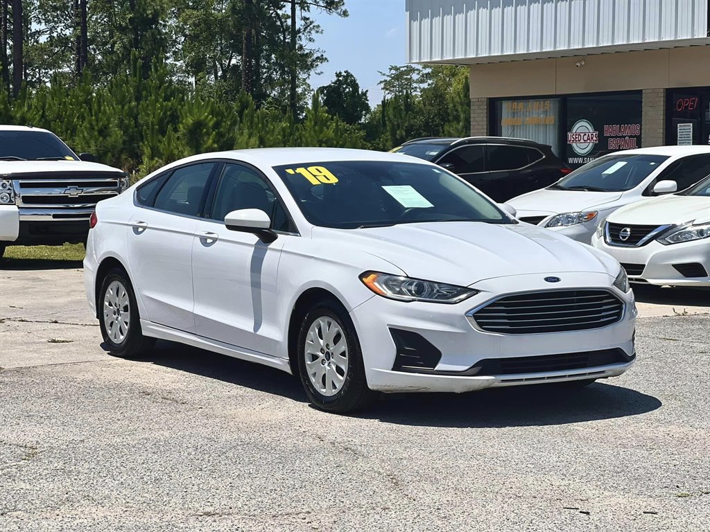 2019 Ford Fusion - $16,995