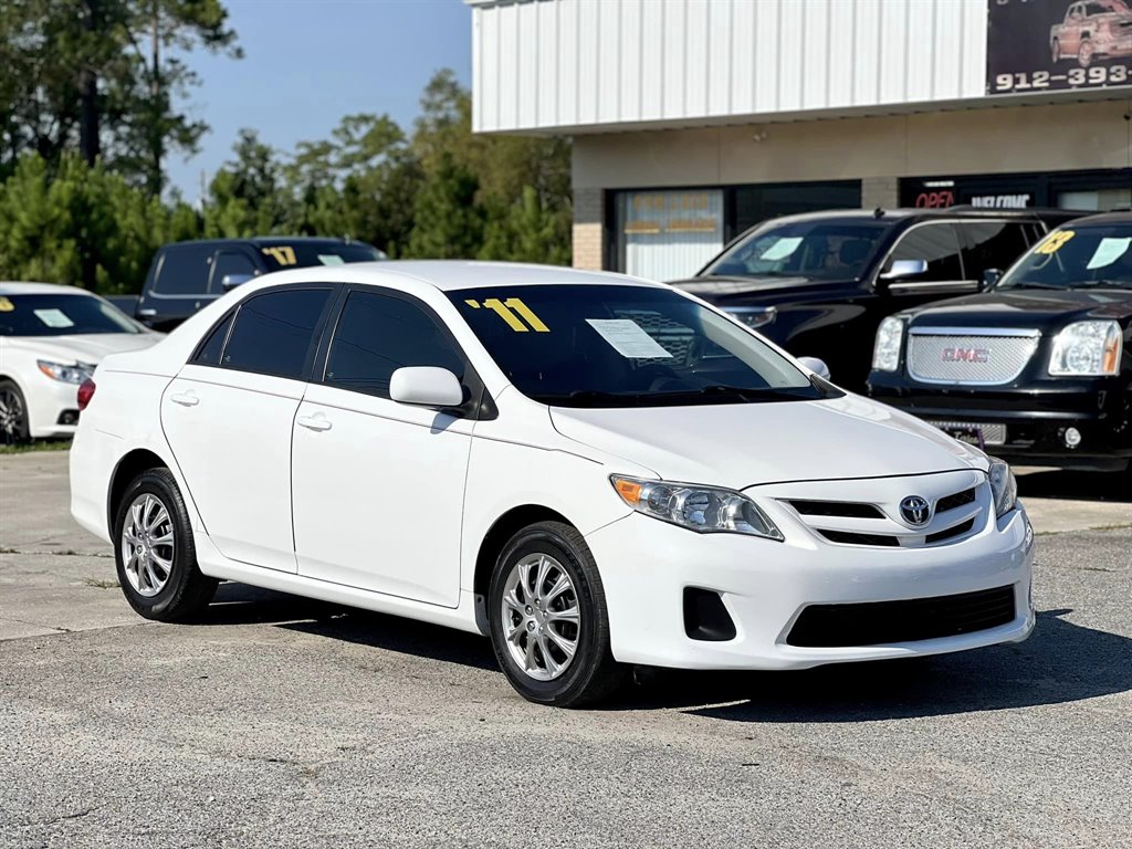 2011 Toyota Corolla photo
