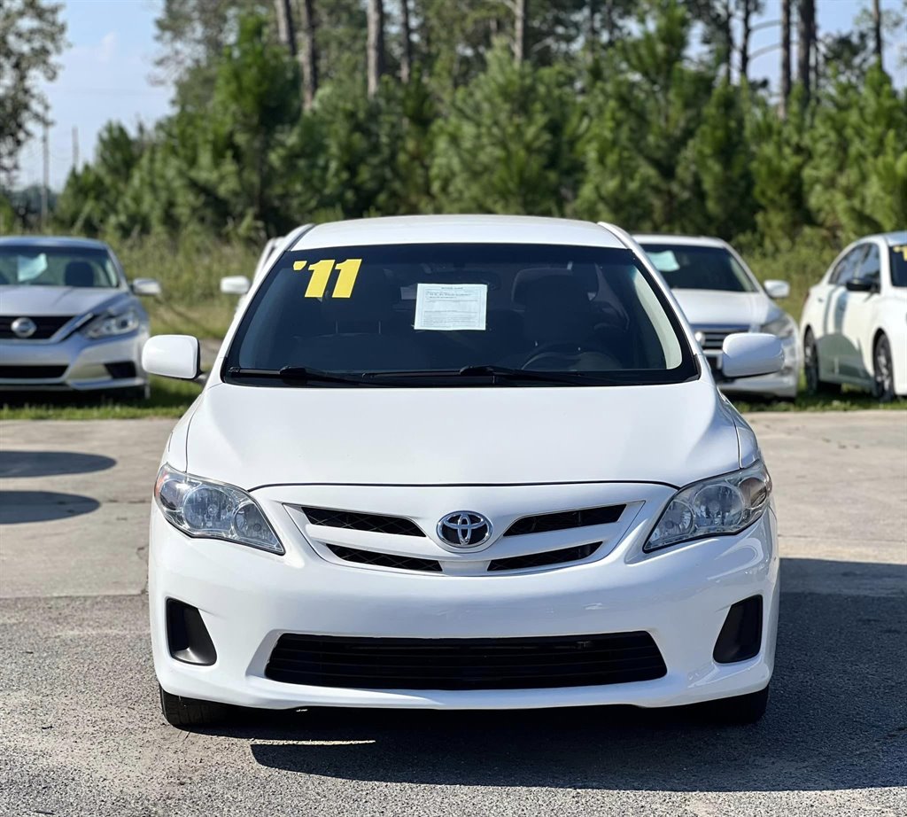 2011 Toyota Corolla photo