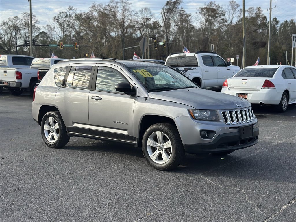 2016 Jeep Compass - $12,495