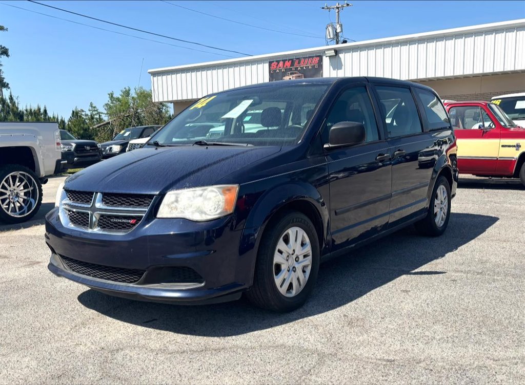 2014 Dodge Grand Caravan - $9,995