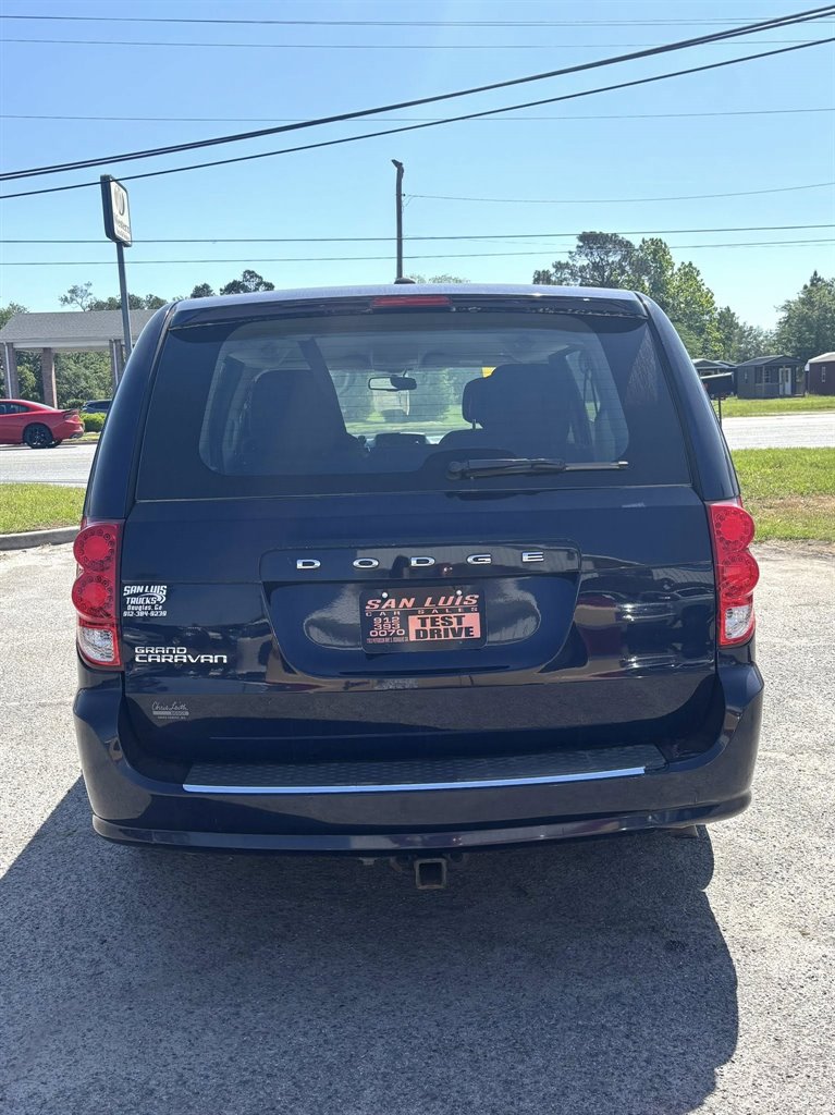 2014 Dodge Grand Caravan - $9,995