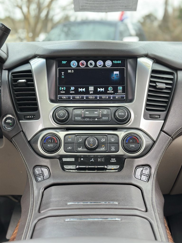 2016 Chevrolet Suburban 1500 LTZ photo