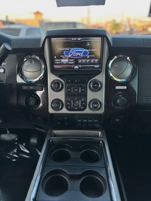 2016 Ford F250sd Lariat photo