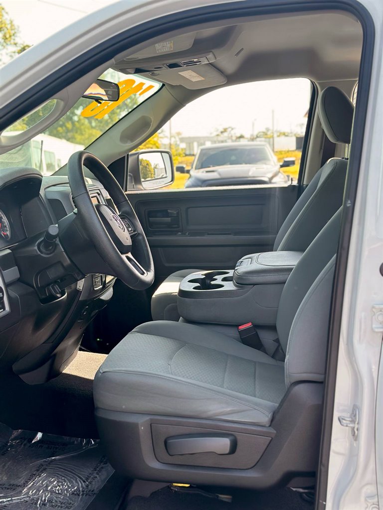2019 RAM 1500 DS Tradesman photo