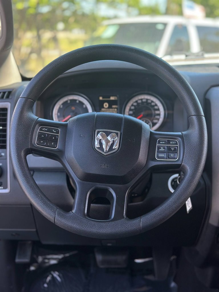 2019 RAM 1500 DS Tradesman photo