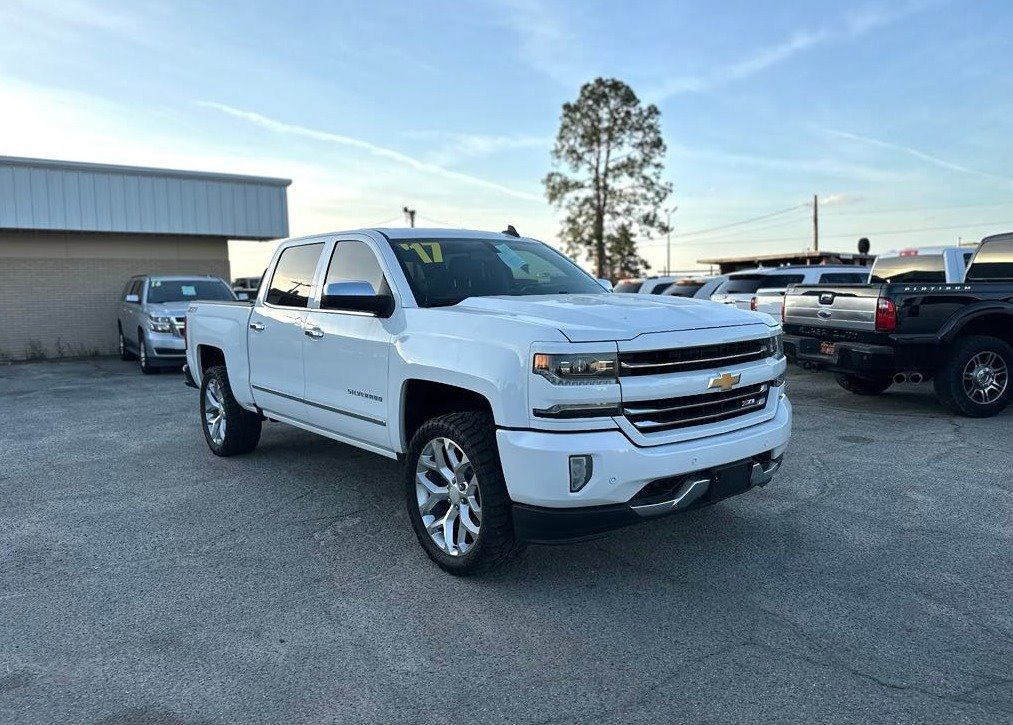 2017 Chevrolet Silverado 1500 LTZ photo