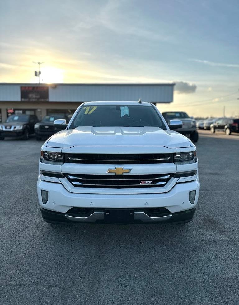 2017 Chevrolet Silverado 1500 LTZ photo