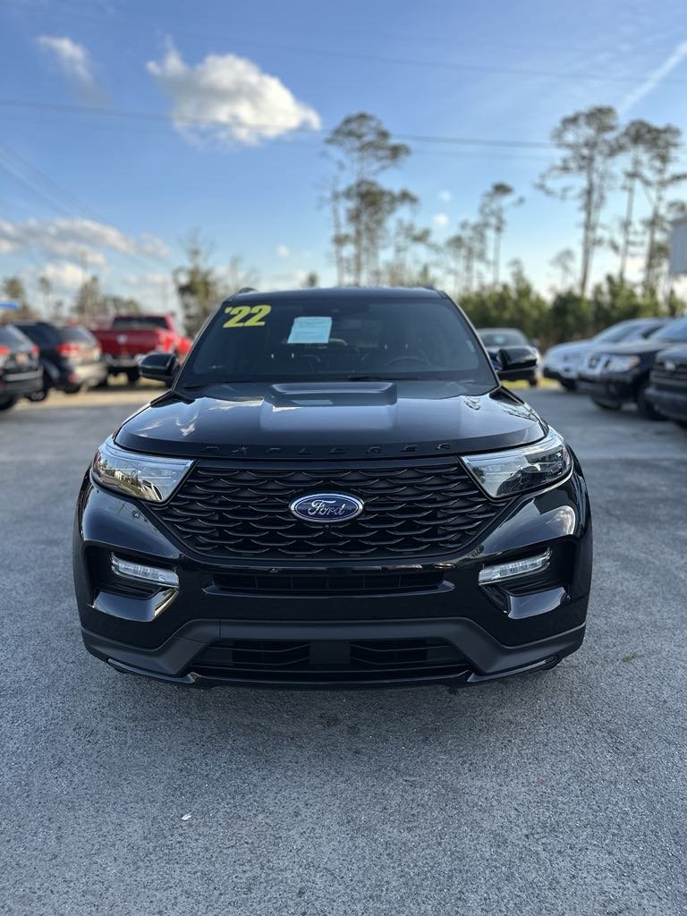 2022 Ford Explorer ST-Line photo