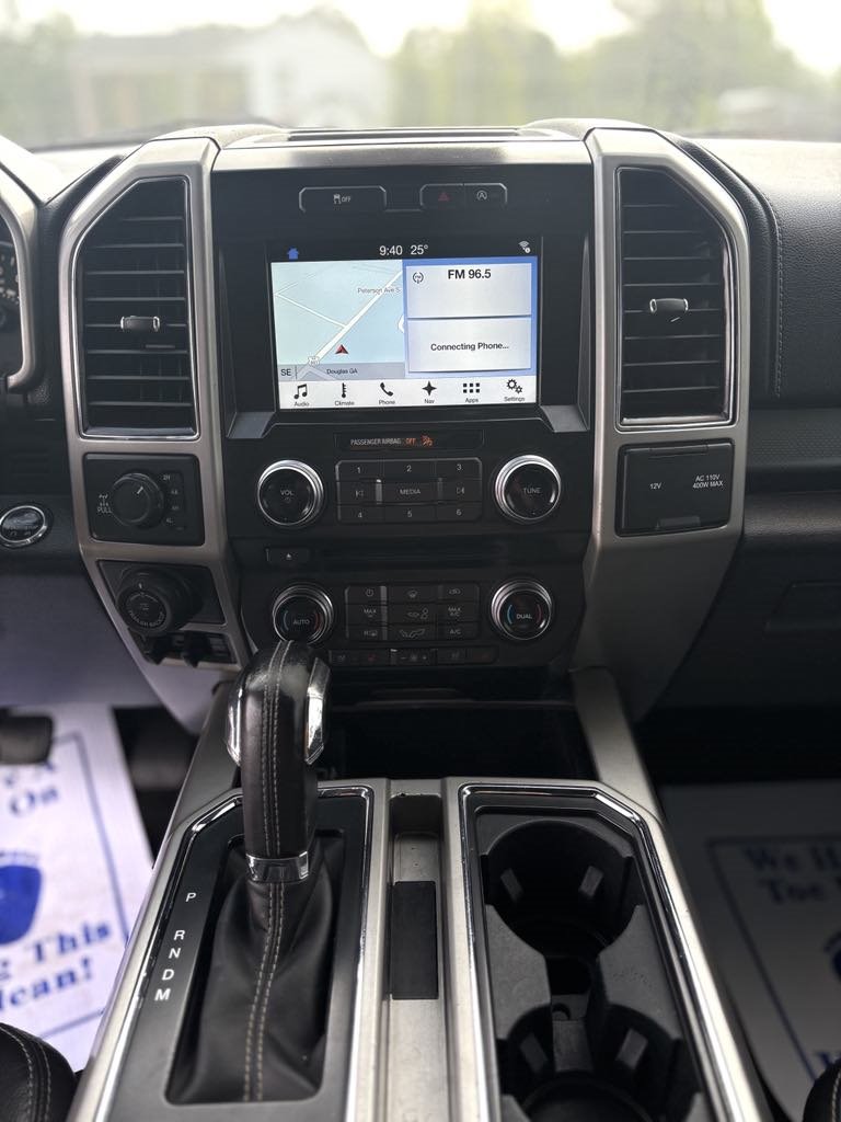 2017 Ford F150 Lariat photo